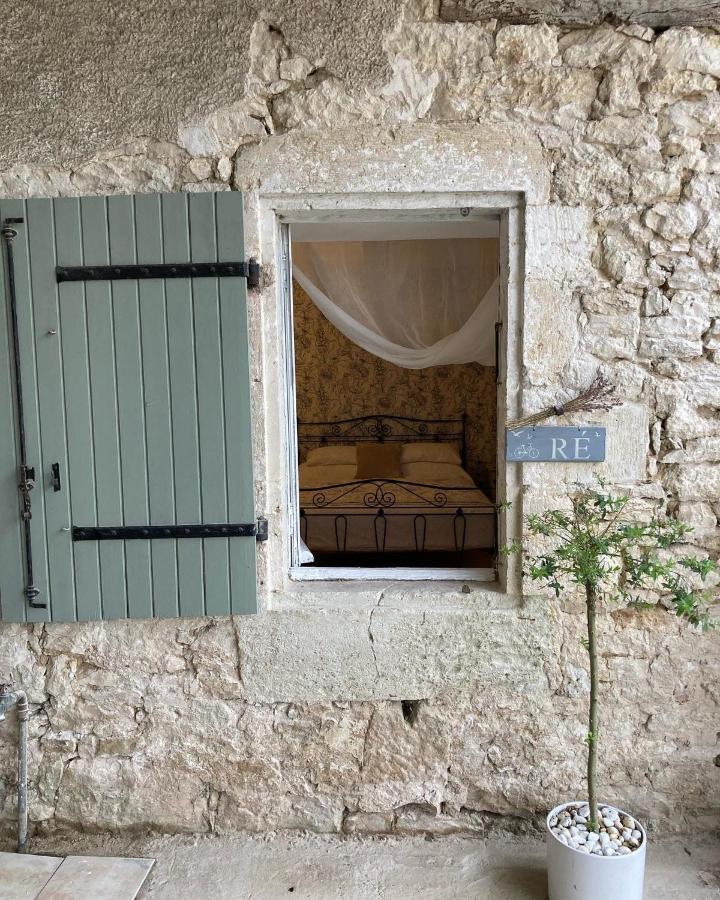 Bed and Breakfast Figtrees Margueron Exterior foto
